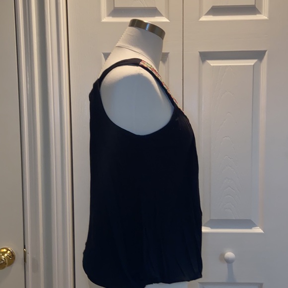 Forever 21 Woven Bubble Top - Picture 2 of 7